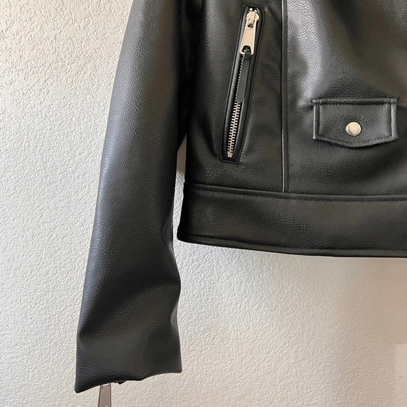 H&M Black Faux Leather Moto Biker Jacket Women’s Small Edgy Zip Front - Picture 5 of 7